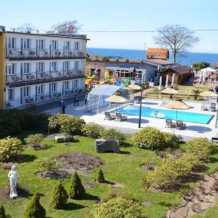 Resort Arka Centrum Rekreacji Wypoczynku I Rehabilitacji *